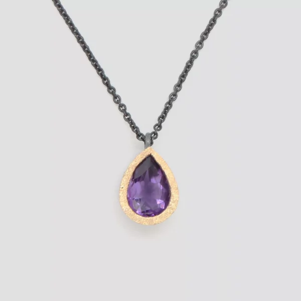 collar amatista lagrima