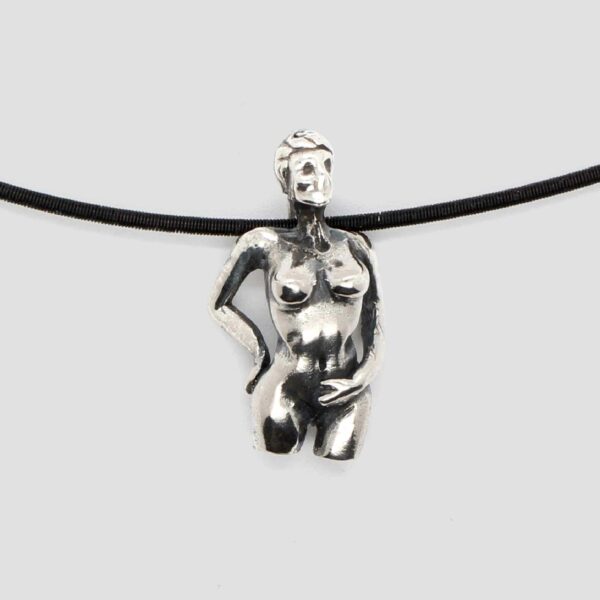 Penjoll plata • cos dona