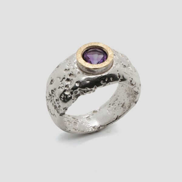 Anell ametista