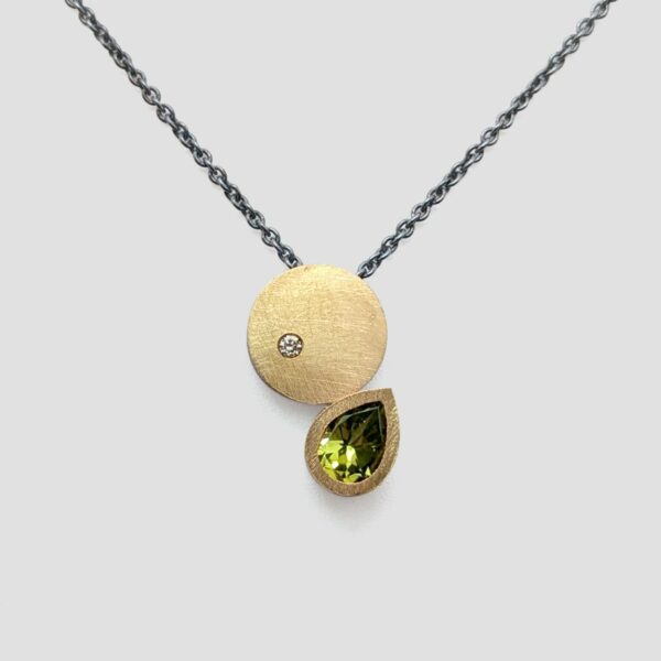 Collar peridot